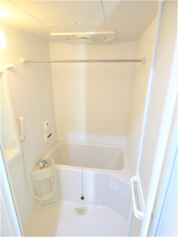 バス／シャワールーム等(追い焚き機能付バス)