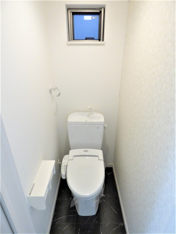 トイレ(ウォシュレット付トイレ)