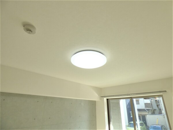 設備(リモコン照明付)