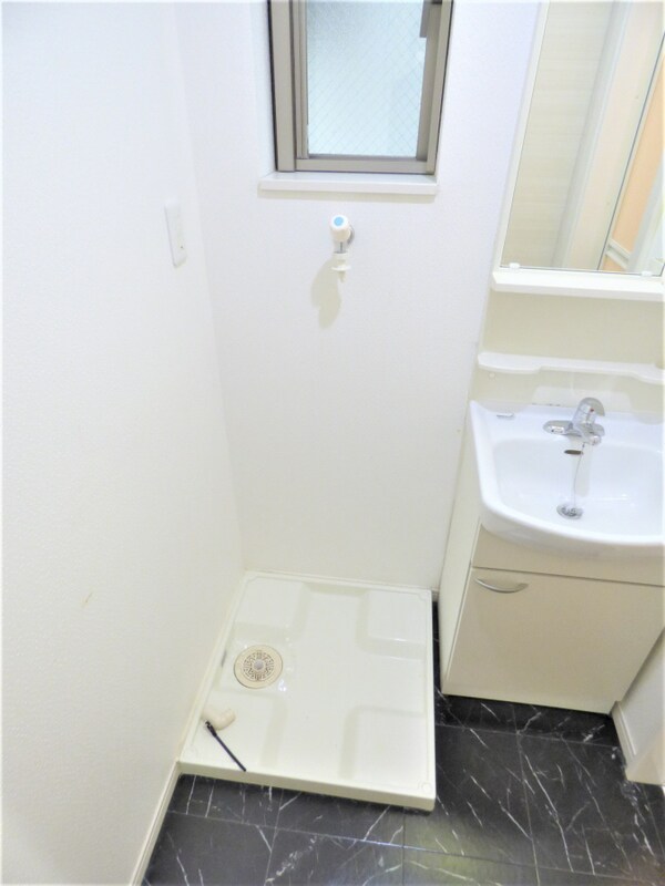 洗面所(室内洗濯機置場)