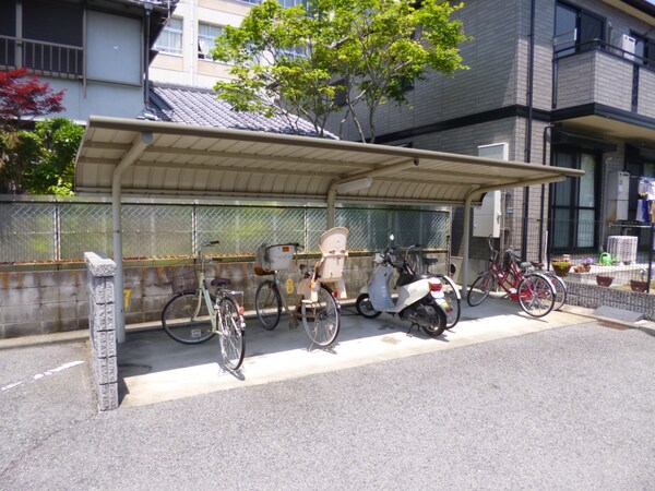 共用部(駐輪場)