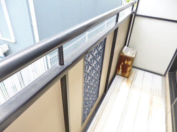 バルコニー・ベランダ(南東向きバルコニーで日当たり良好)