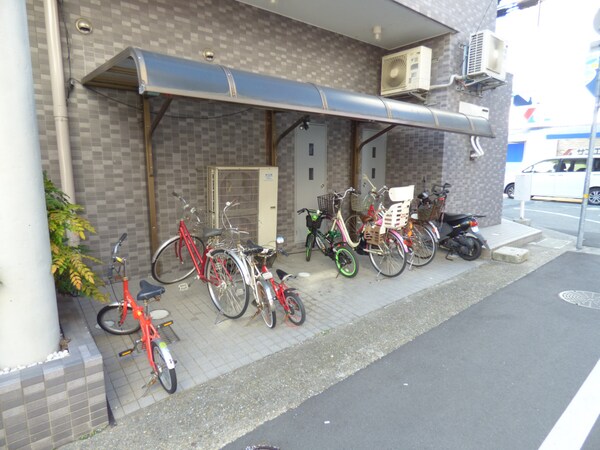 共用部(駐輪場)