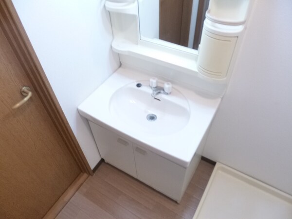 洗面所(キレイな洗面台)
