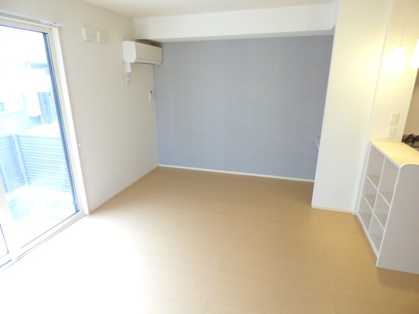 リビング(広々としたリビング)