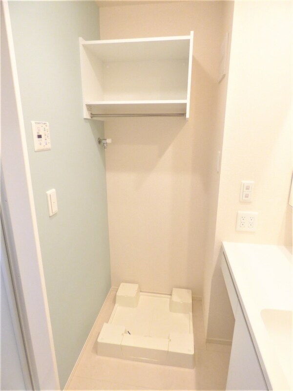 洗面所(室内洗濯機置場)