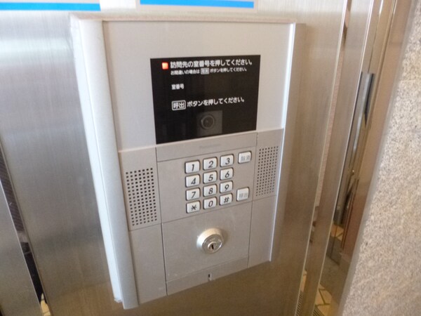 セキュリティ(安心のオートロック完備)