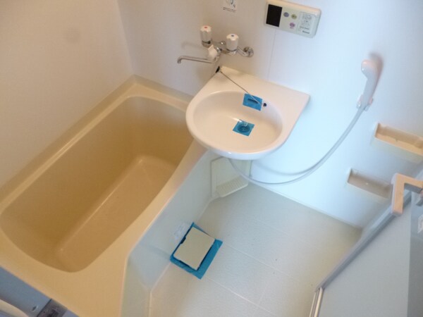 バス／シャワールーム等(キレイな浴室)