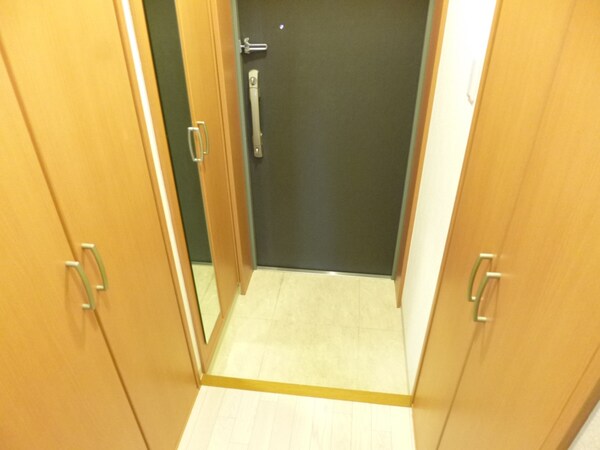 玄関(玄関ダブルロック)