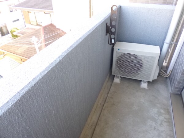 バルコニー・ベランダ(南向きバルコニーで日当たり良好)