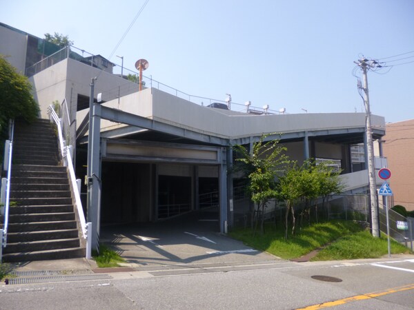 駐車場(敷地内駐車場完備)