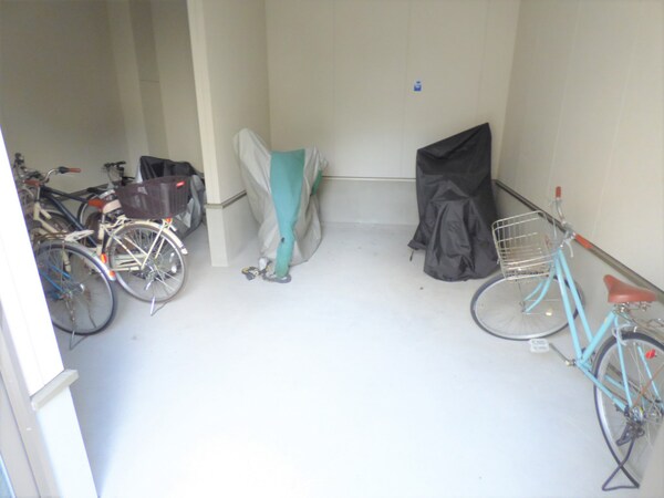 共用部(駐輪場)