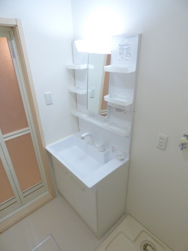 洗面所(シャンプードレッサー)