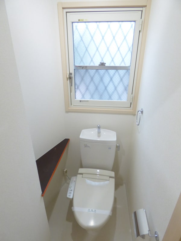 トイレ(ウォシュレット付トイレ)