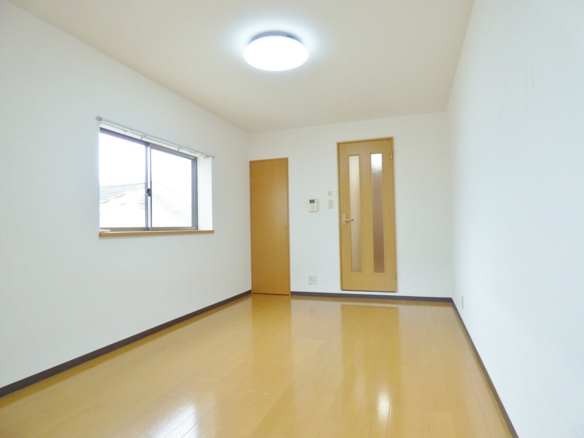 物件内観写真12　(キレイなフローリング)