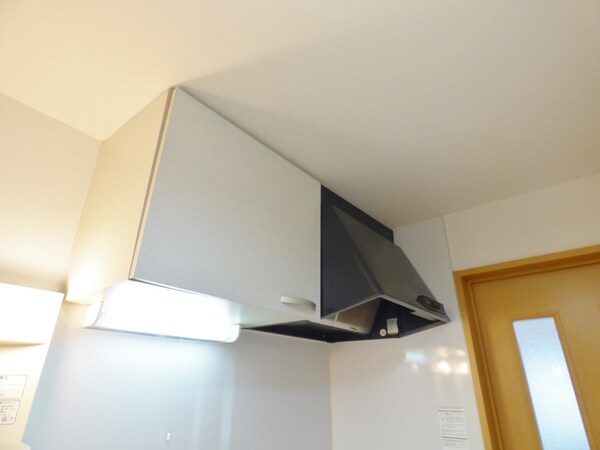 キッチン(レンジフード＆キッチン収納)