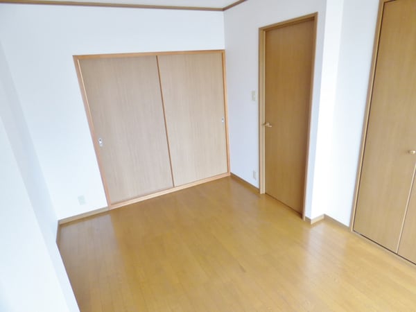 居室(キレイな浴室)