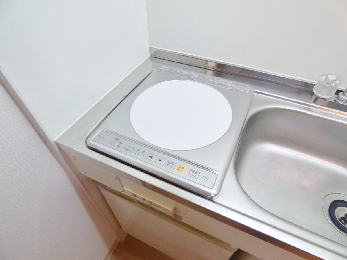 物件内観写真16　(ＩＨコンロ)
