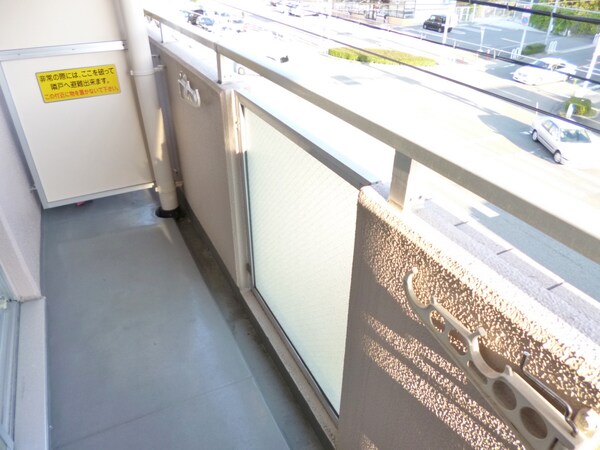 バルコニー・ベランダ(南東向きバルコニーで日当たり良好)