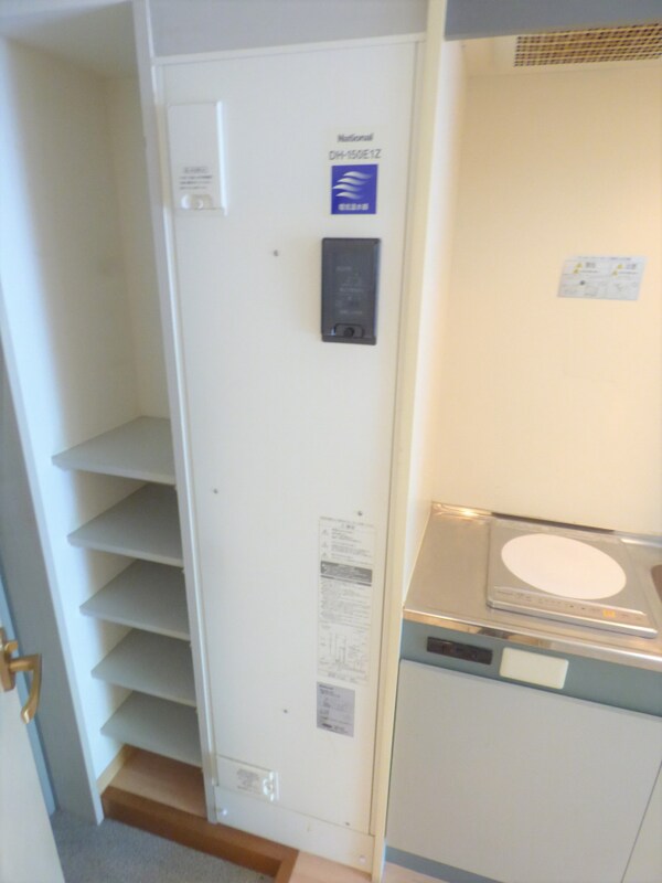 設備(電気給湯器)