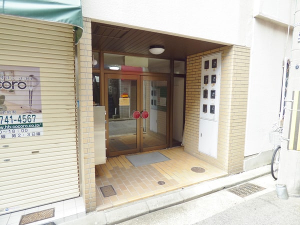 エントランス(エントランス)