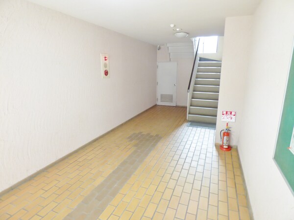 エントランス(エントランス)
