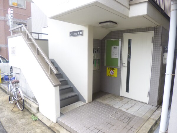 エントランス(エントランス)