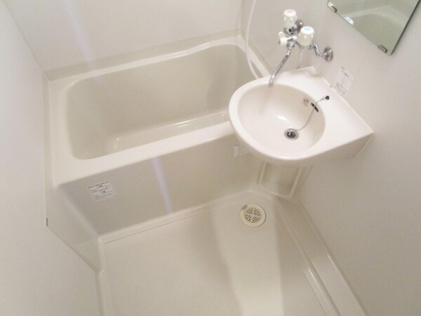 バス／シャワールーム等(お風呂)