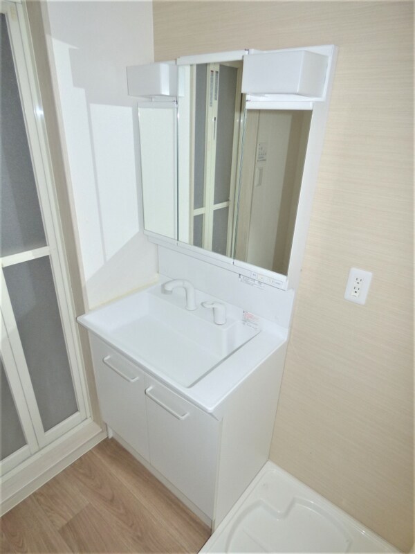 洗面所(シャンプードレッサー)