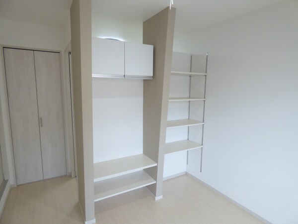 収納(ＴＶ台付)