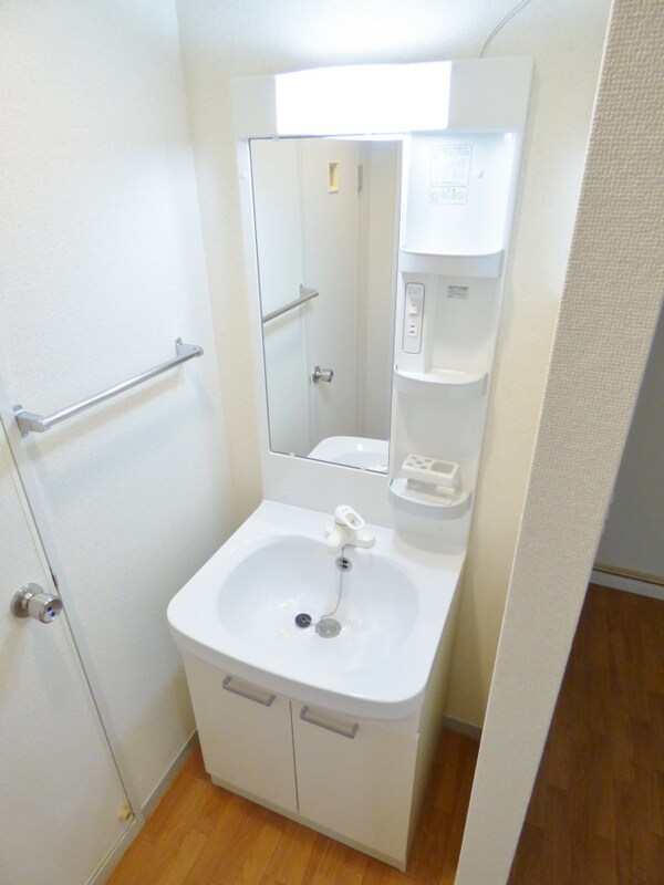 洗面所(キレイな洗面台)