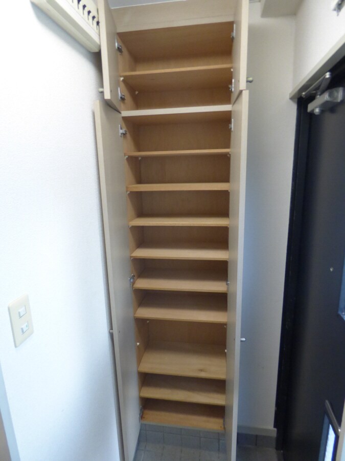 物件内観写真12　(トールタイプのシューズボックス付)