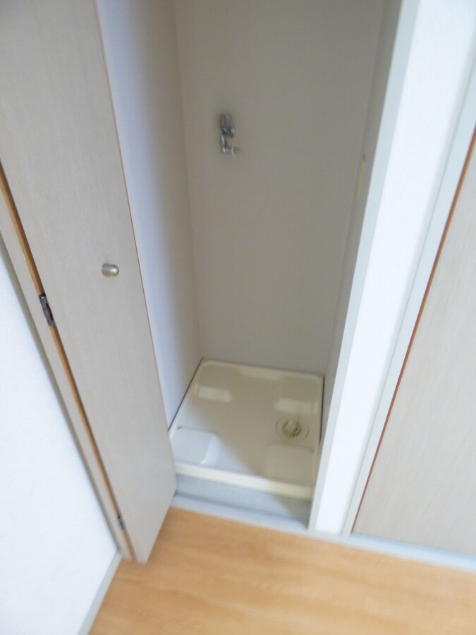 物件内観写真17　(室内洗濯機置場)