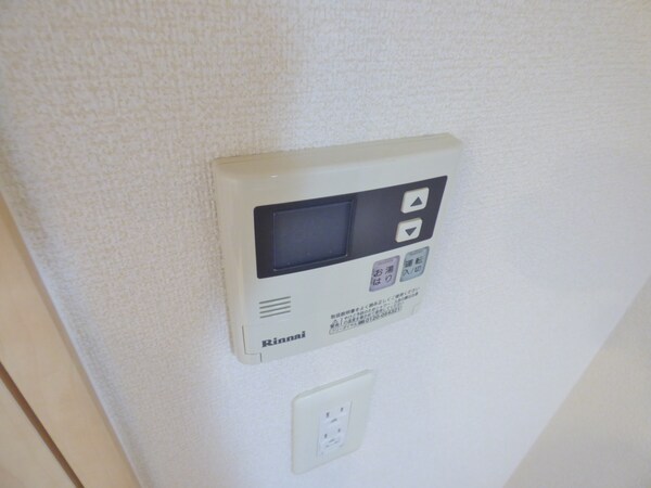 設備(給湯器リモコン)