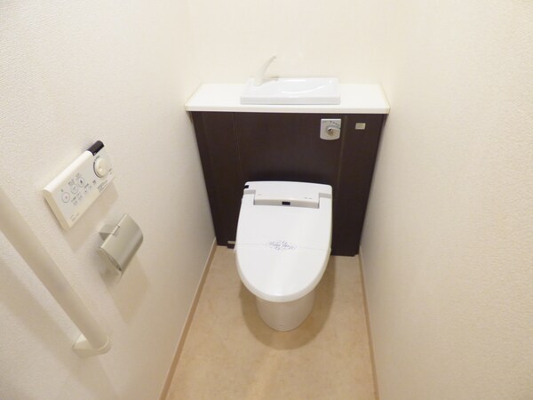 トイレ(ウォシュレット付トイレ)