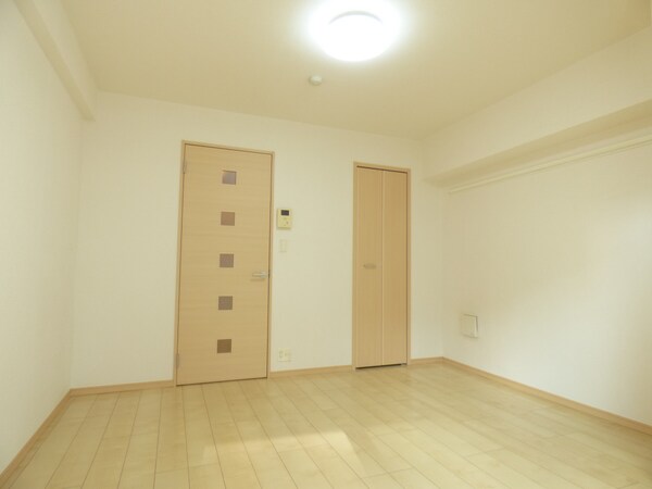 その他部屋・スペース(木を感じさせるオシャレなフローリング)