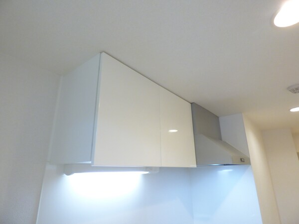 キッチン(レンジフード＆キッチン収納)