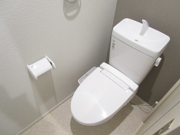 トイレ(ウォシュレット付トイレ)