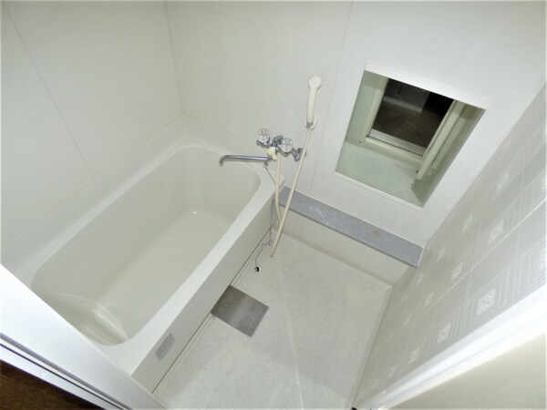 バス／シャワールーム等(キレイな浴室)