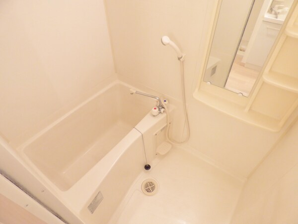 バス／シャワールーム等(キレイな浴室)