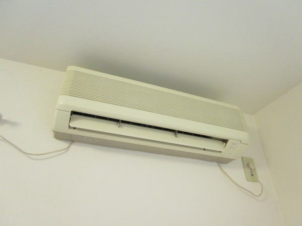 設備(エアコン)