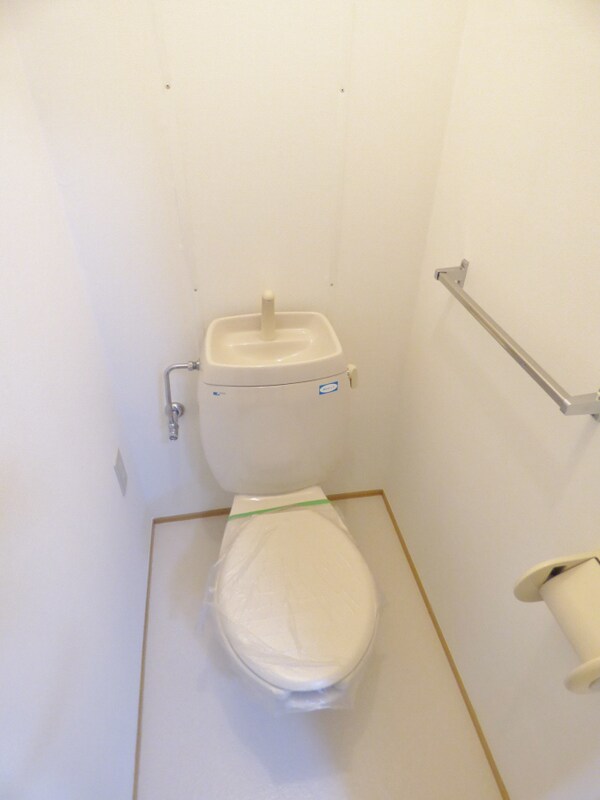 トイレ(清潔感のあるトイレ)