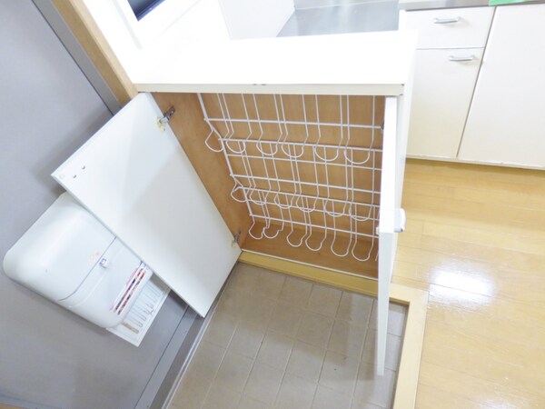 玄関(シューズボックス付)