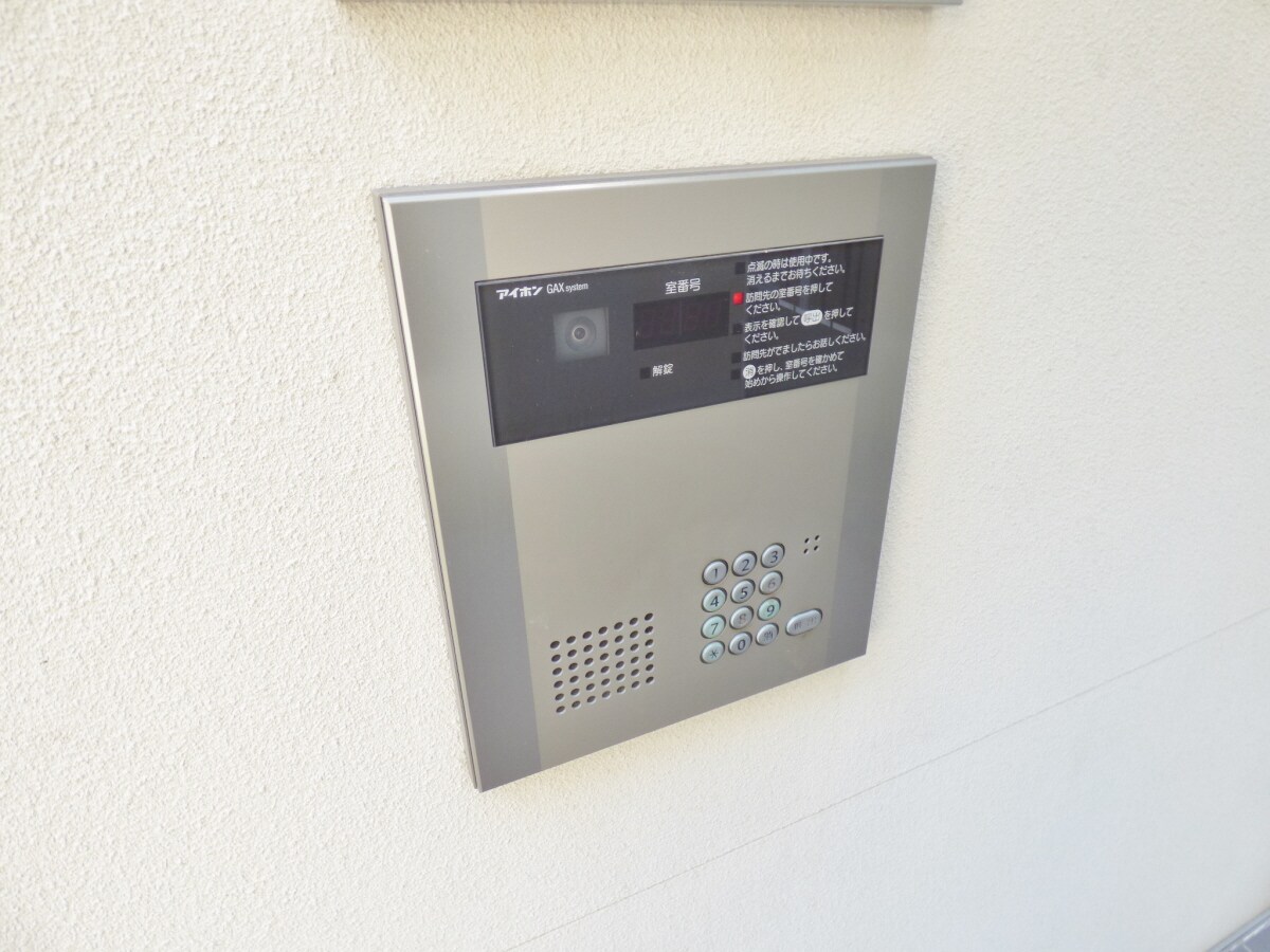 物件内観写真24　(安心のオートロック完備)