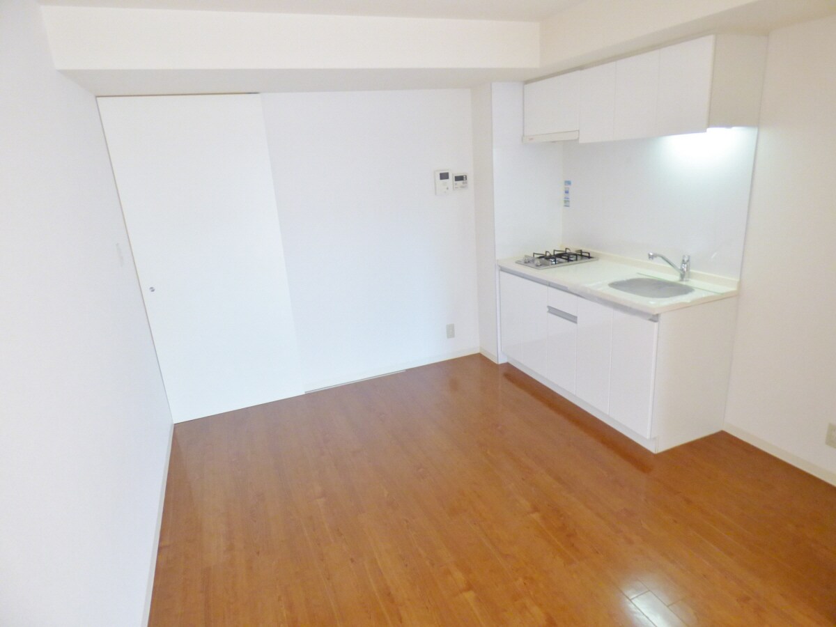 物件内観写真4　(明るくキレイなダイニング)