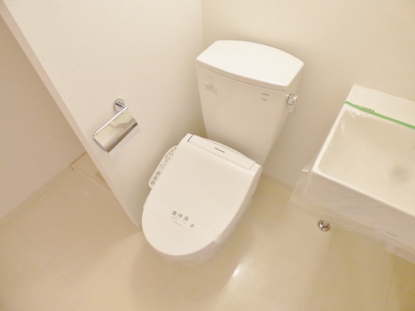 トイレ(ウォシュレット付トイレ)