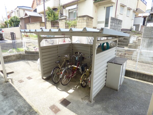 共用部(駐輪場)