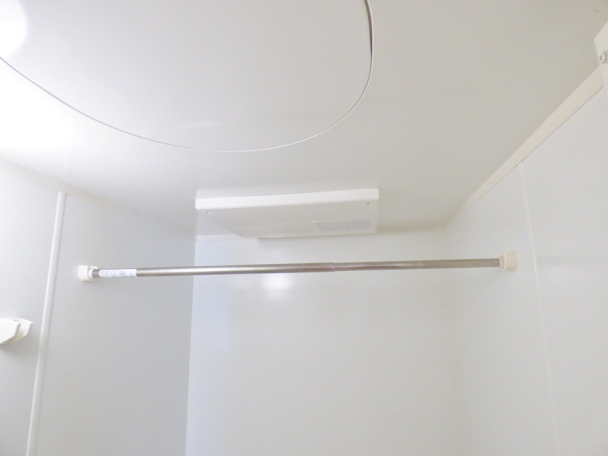 物件内観写真10　(浴室乾燥機)
