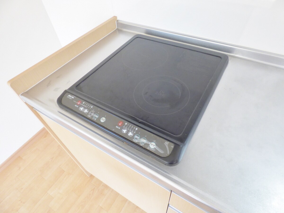 物件内観写真16　(２口ＩＨコンロ)