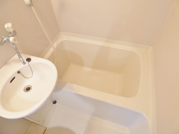 バス／シャワールーム等(キレイな浴室)